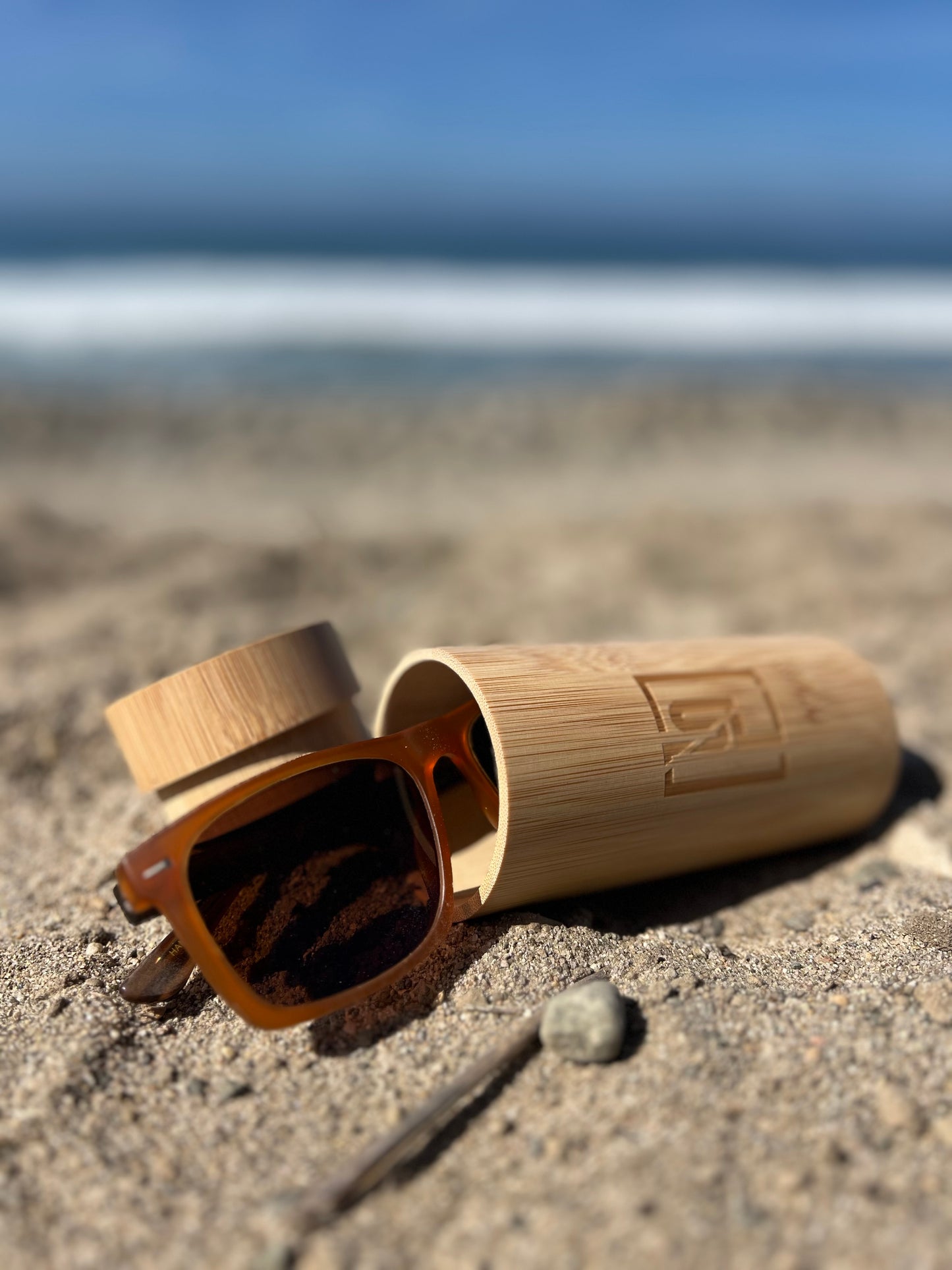 “SL Sunnies ” w/ Bamboo Case